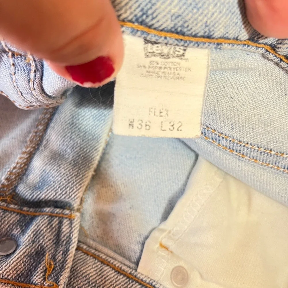 Levis very good